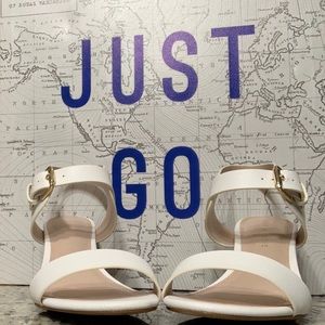 ❌Kelly & Katie White heels ❌Sold